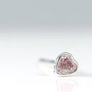 ピアス