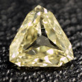 【 三角形 】 天然イエローダイヤモンド ルース(裸石) 0.252ct,SI-2,ファンシー・ライト・イエロー【 中央宝石研究所ソーティング袋付 】【 送料無料 】