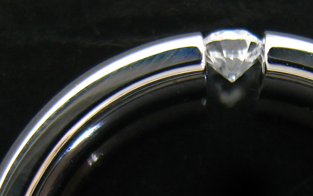 テンションジュエリーダイヤモンド婚約指輪(エンゲージリング)