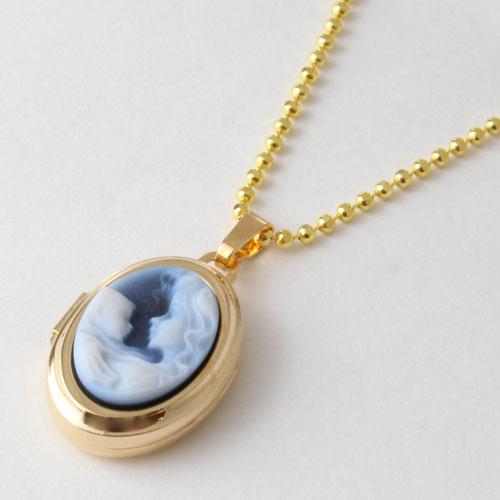 ドイツ製 9金 ロケットペンダント ストーンカメオ （母と子）　0100-LG13