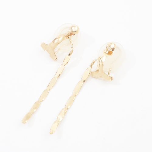 10金 イエローゴールド　イヤーカフ シンプル カット入りカーブバー　4154-UK19