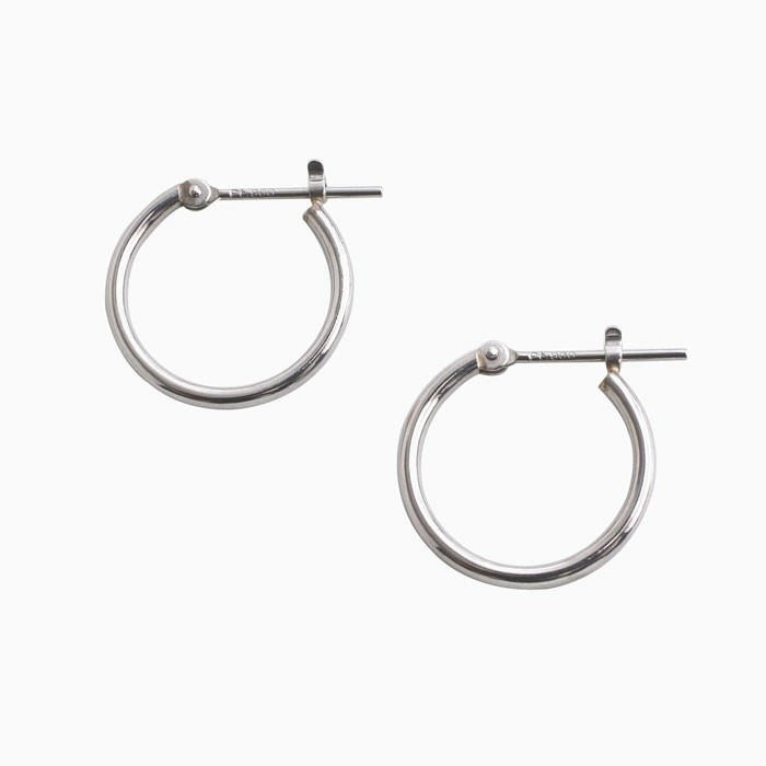 【送料無料】正規品 プラチナ/プラチナ900 Pt900/pt900 ピアス/フープピアス キャッチレス リングピアス 1.5mm 15ｍｍ シンプル 両耳 オシャレピアス つけっぱなし スキンジュエリー 軽量 地金イヤーアクセ プレゼント 華奢6156-UK24