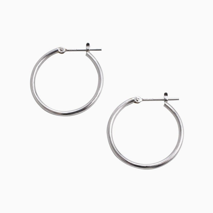 【送料無料】正規品 14金/K14 14k/K14WG ホワイトゴールド ピアス/フープピアス キャッチレス リングピアス 大きめピアス/1.5mm 20ｍｍ シンプル 両耳 オシャレピアス つけっぱなし スキンジュエリー 軽量 地金イヤーアクセ プレゼント 6157-UK24
