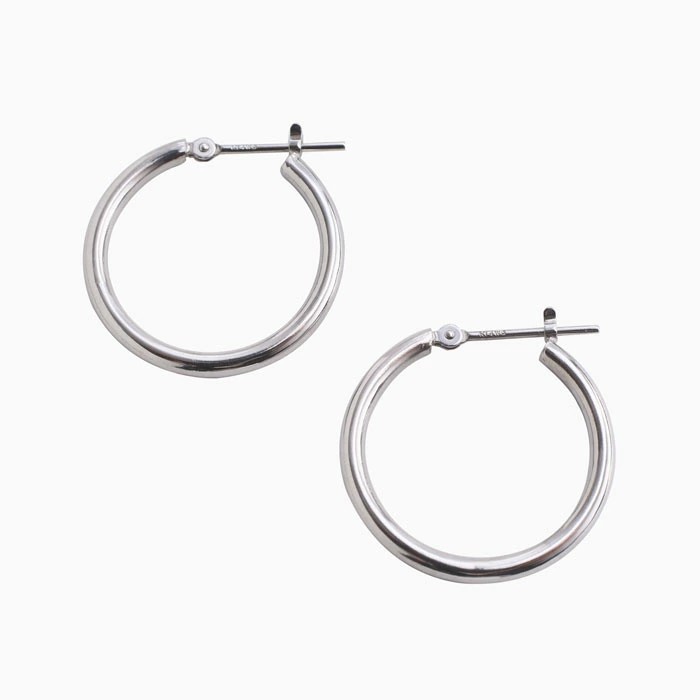 【送料無料】正規品 14金/K14 14k/K14WG ホワイトゴールド ピアス/フープピアス キャッチレス リングピアス 大きめピアス/2.0mm 20ｍｍ シンプル 両耳 オシャレピアス つけっぱなし スキンジュエリー 軽量 地金イヤーアクセ プレゼント 6165-UK24