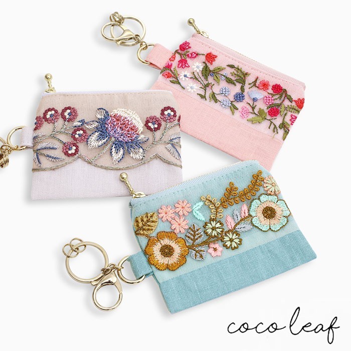 【クリックポスト便】小銭入れ 小物入れ マルチポーチ キーポーチ コインケース 小さめ 薄型 薄い コンパクト ピンク ライトブルー ライトグレー インド刺繍リボン ハンドメイド/手作り 雑貨 花 葉 レディース/女性 記念日 お祝い 誕生日 母の日 プレゼント 贈り物 6234-LL24