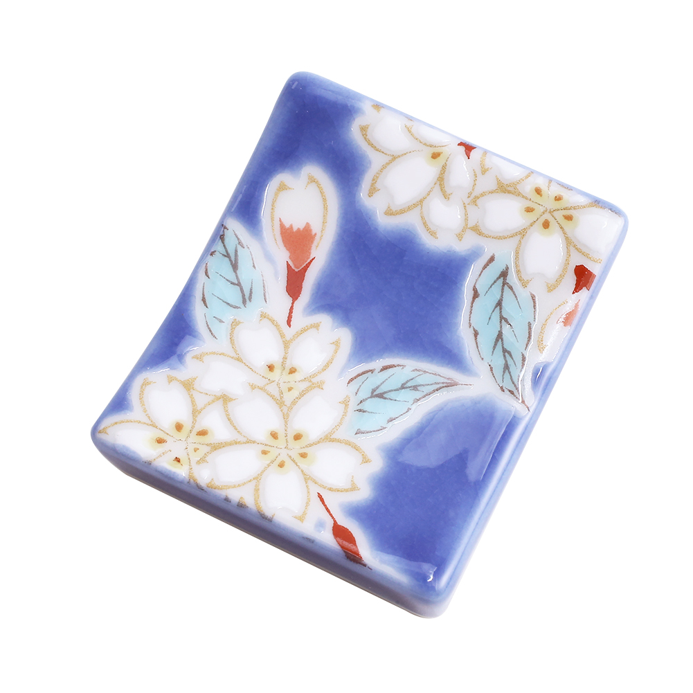 送料無料 日本製 九谷焼 久谷焼 北陸伝統工芸 色絵 磁気 陶器 陶磁器 キッチン雑貨 日用品 カトラリー 箸置き はしおき お洒落 オシャレ 記念日 お祝い 開店祝い 贈り物 プレゼント 芸術 作品 ポーチ付 さくら 桜 7305-SK25 クリックポスト対応