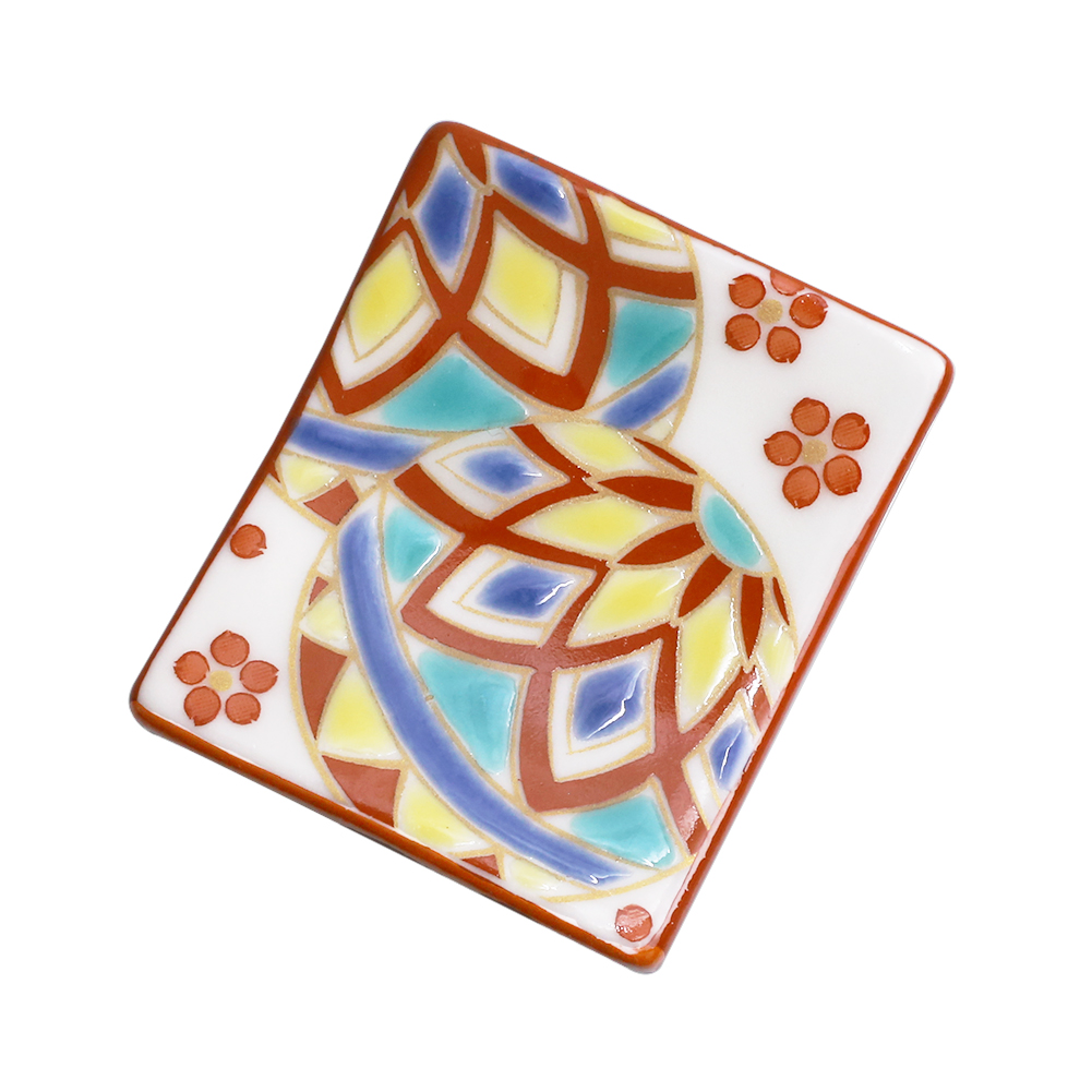 送料無料 日本製 久谷焼 北陸伝統工芸 色絵 磁気 陶器 陶磁器 キッチン雑貨 日用品 カトラリーレスト 箸置き はしおき お洒落 オシャレ 記念日 お祝い 開店祝い 贈り物 プレゼント 芸術 作品 ポーチ付 手毬 7544-SK26 クリックポスト対応