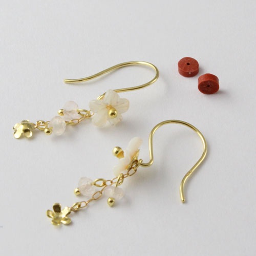 送料無料】【日本製】18金/K18 ピアス ゴールド 花/フラワー フック式  