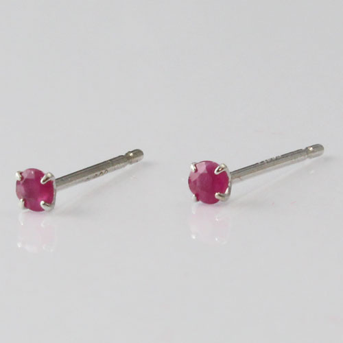 プラチナ ピアス 天然ルビー 合計0.1ct シリコンキャッチ式　0332-IG08