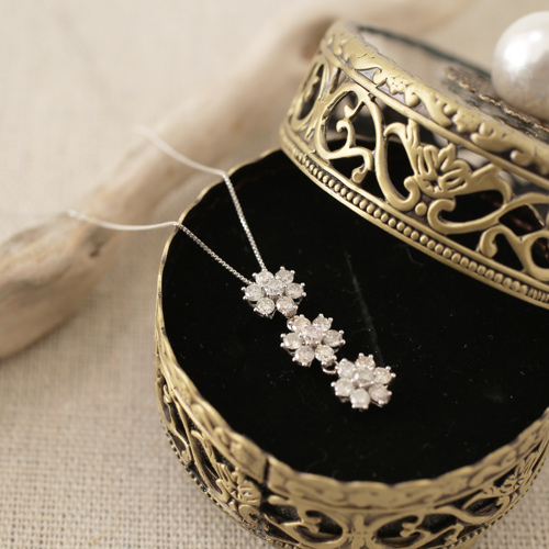 プラチナ900 ダイヤモンド 1ct ペンダント ネックレス　0544-PP08