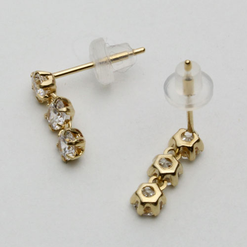 18金 スリーストーン ピアス 合計1.2カラット シリコンキャッチ式　0593-IG14