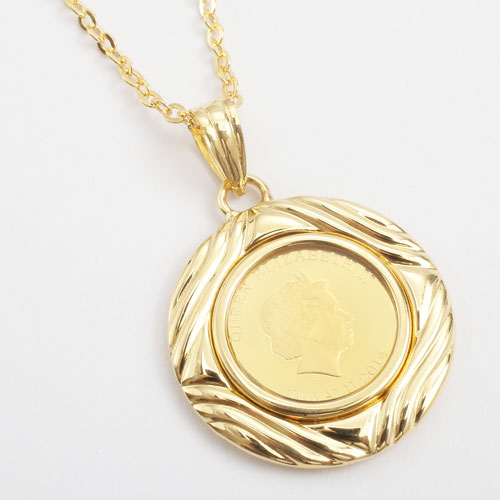 純金 コイン 1/25オンス ペンダント ホース/馬 【両面ガラス入】K18枠　0652-PG08