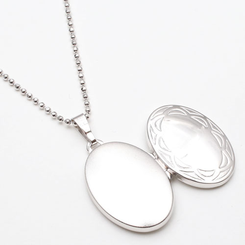 シルバー　ロケットペンダント　オーバル　MERZ  0786-LS13