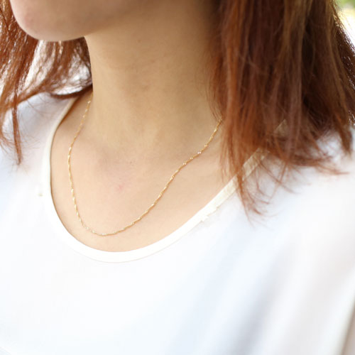 18金 イエローゴールド ネックレス スクリュー チェーン 45cm 1.4ｇ　0838-NG08