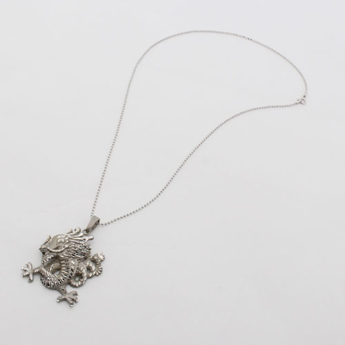 送料無料】【ドイツ製】 シルバー/SILVER925 ドラゴン/龍 ペンダント 
