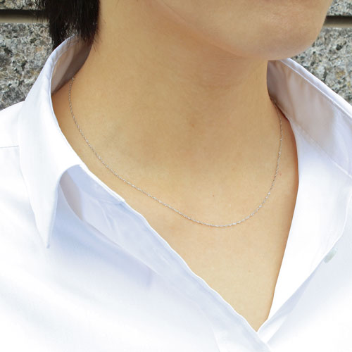 プラチナ スクリュー チェーン ネックレス 40cm 0.7g 