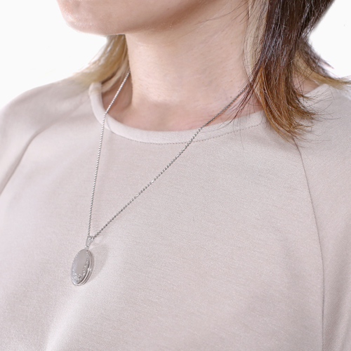 ドイツ製 MERZ オーバル ロケットペンダント 花柄 1590-LS11