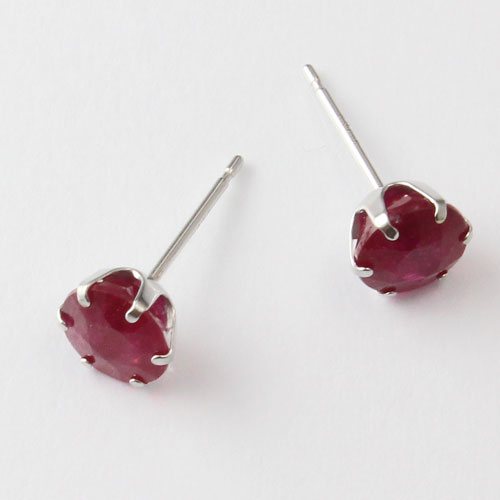 18金 ホワイトゴールド ピアス 天然ルビー 合計2ct シリコンキャッチ式　1701-IG11