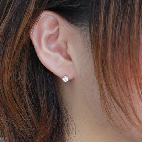 【鑑別所付き】プラチナ Pt900 キュービックジルコニア ピアス 1741-IG11