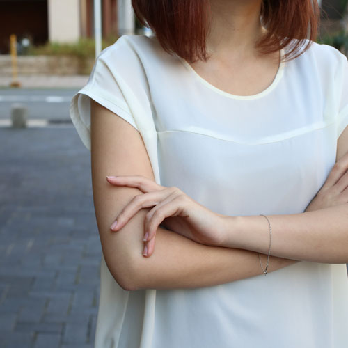 プラチナ ブレスレット Pt850 スクリュー チェーン 18cm 0.5ｇ　1974-BP12