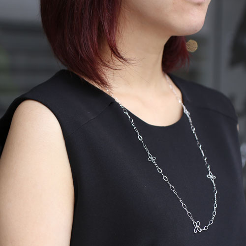 18金 ホワイトゴールド ネックレス サークルフラワー K18WG ロング　2155-NG14