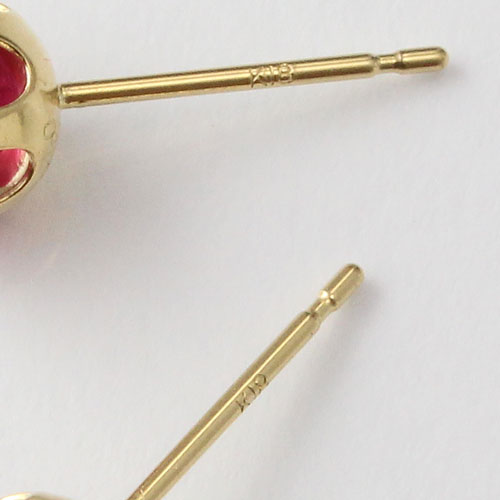 18金 ピアス 天然ルビー 合計2ct シリコンキャッチ式　2234-IG15