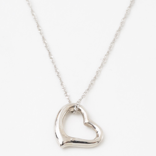 プラチナ/Pt900 ペンダント オープン ハート スモール 日本製　2461-PP16