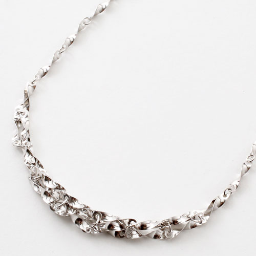 18金 ホワイトゴールド ネックレス ボリューム グラデーション デザイン シャイン 42cm K18WG 刻印　3029-NG16