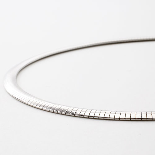 シルバー オメガ 中空 ネックレス イタリア製　3039-NS16