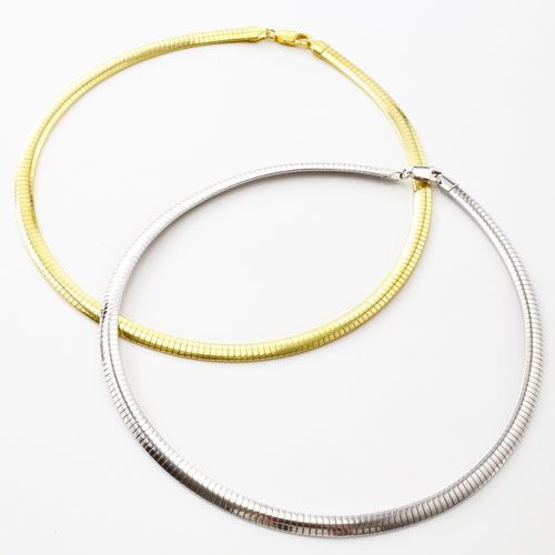 シルバー ゴールド仕上げ オメガ 中空 ネックレス イタリア製　3040-NS16