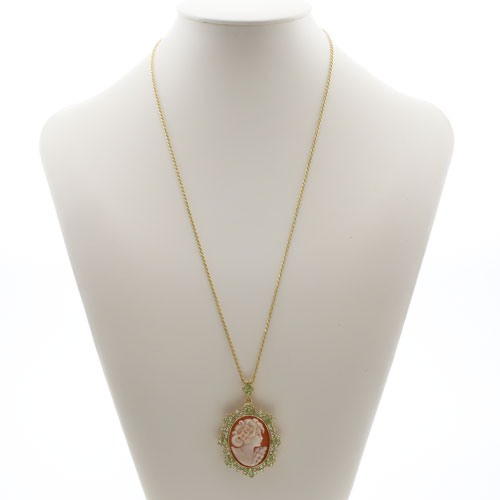 シルバー ペンダント兼用ブローチ 天然ペリドット 合計4.4カラット シェルカメオ チェーン付　3065-PS17