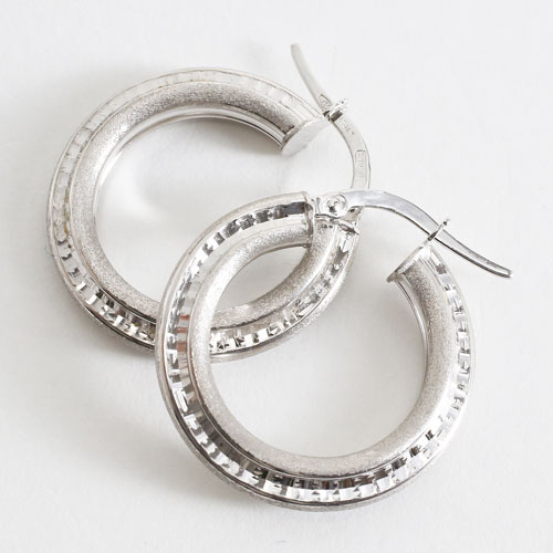 18金 ピアス ホワイトゴールド スターダストピアス ホロー(中空)　3094-SY17