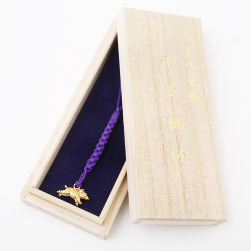 純金 ストラップ 干支 イノシシ/猪/亥 幸運 縁起物 桐箱入り　3953-OG18