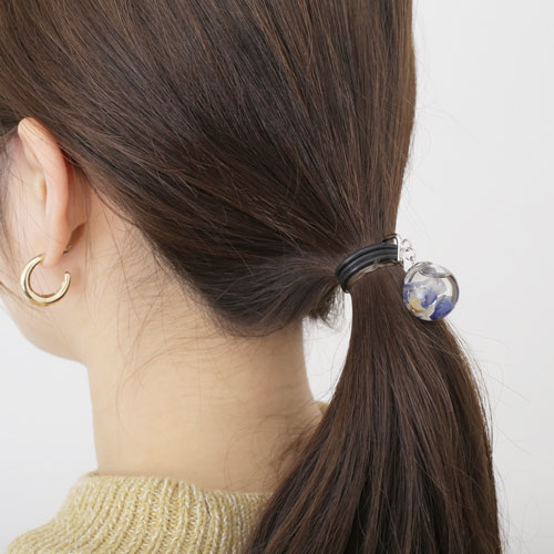 日本製 ハーバリウム ヘアアクセサリー ポニーテールフック ブルー系　4414-LL20