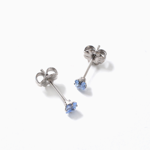 スワロフスキー 純チタン PURETITANIUM MARE マーレ  ピアス 3mm ブルー・ダイヤモンド カラー  4510-TZ21