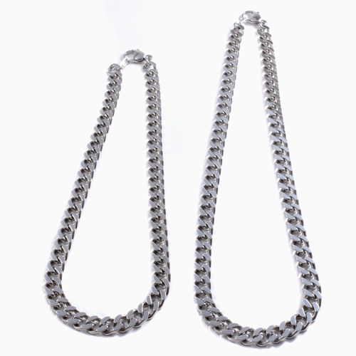 送料無料】ドイツ製 ステンレス/スチール MERZ ネックレス 男女