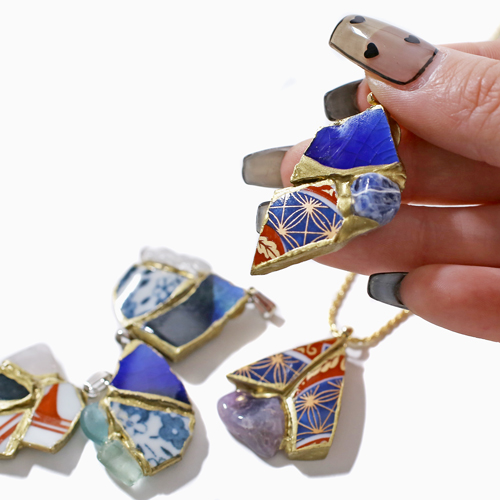 【日本製】有田焼 金継ぎ ペンダント アップリサイクル アクセサリー 4993-LL23