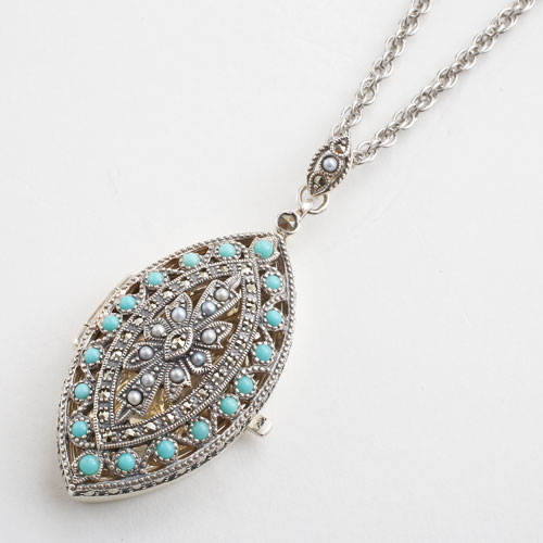 □天然トルコ石□ひすいで取巻き□SV.925□ペンダント やさし 