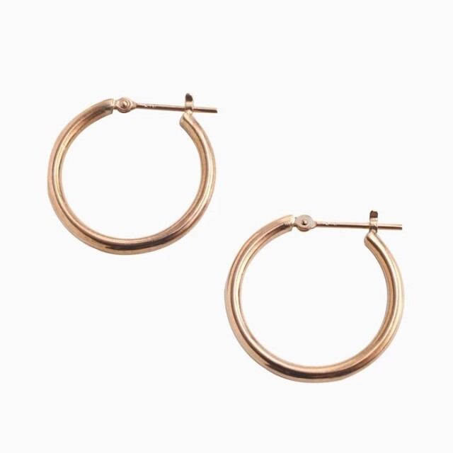 【送料無料】正規品 18金/K18 18k/K18PG ピンクゴールド ピアス/フープピアス キャッチレス リングピアス 大きめピアス/2.0mm 20ｍｍ シンプル 両耳 オシャレピアス つけっぱなし スキンジュエリー 軽量 地金イヤーアクセ プレゼント 6166-UK24