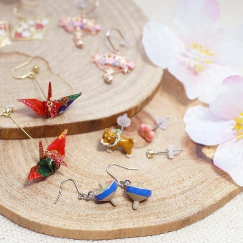 ピアス 樹脂ピアス 和風ピアス フック 昔あそび 駒 こま回し コマ