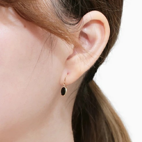 送料無料】K10 10金 GOLD ゴールド フック式 オニキスOnyx ピアス