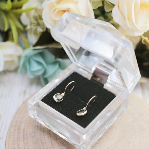 STAR JEWELRY girl K10ゴールド オニキス ラインピアス STAR JEWELRY girl K10ゴールド オニキス ラインピアス