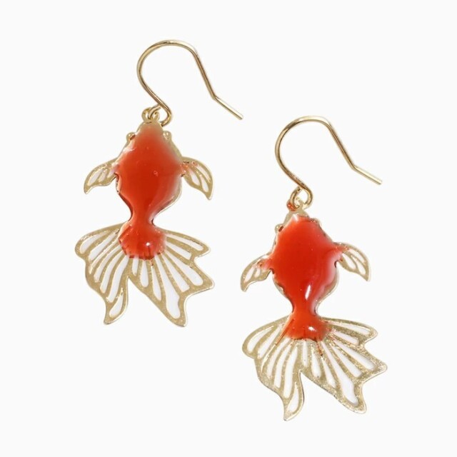 ピアス 樹脂ピアス 和風ピアス フックピアス 金魚 真鍮 樹脂 和風 和 浴衣 着物 赤 レッド ゴールド アクセサリー 女性 レディース お洒落 個性 ハンドメイド 桐箱付き 6472-GG25