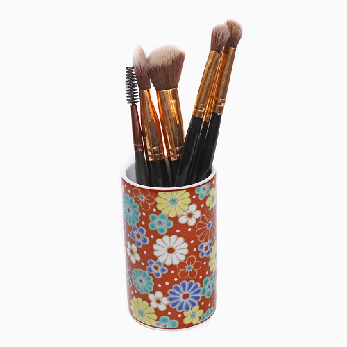 送料無料・消費税込】日本製 九谷焼 北陸伝統工芸 梅菊 赤/レッド