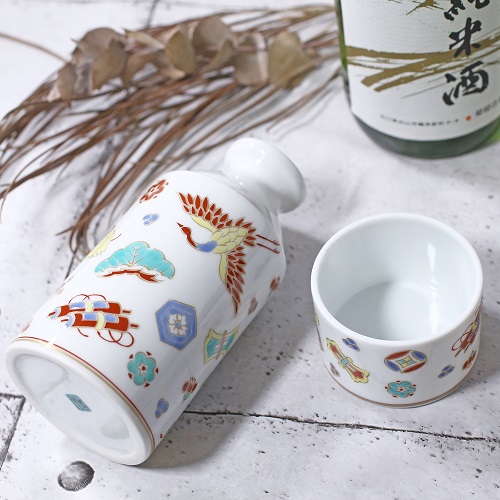 九谷焼 酒筒（徳利＆お猪口） <北陸伝統工芸> 宝尽くし 7087-SK22