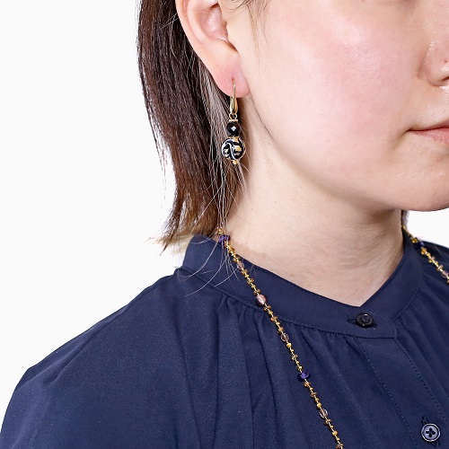 イタリア製 <INES design> チェルシオ・ピアス ブラック 7146-IN23