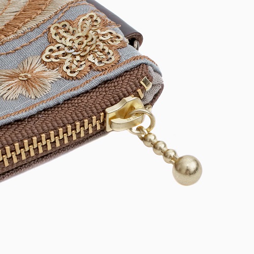 【日本製】インド刺繍リボン 手作りポーチ (蒼い蝶) 7196-LL24