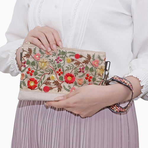 【日本製】インド刺繍リボン 手作りポーチ (おとぎの花) 7197-LL24