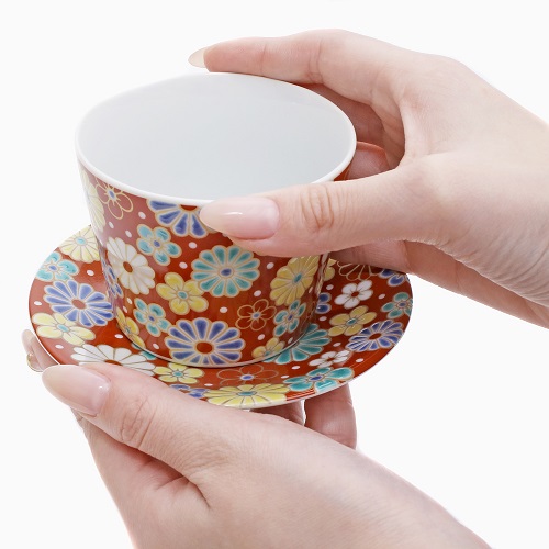 【日本製】九谷焼 北陸伝統工芸 縁起小皿＆カップ セット 梅 7207-SK24