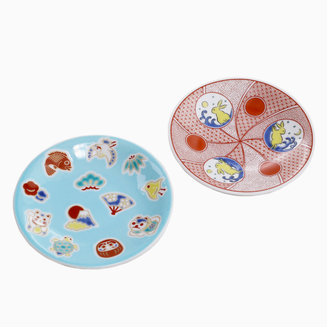 【送料無料】日本製 九谷焼/久谷五彩 磁気/陶器/陶磁器 小皿/皿/お皿 うさぎ えんぎもの/縁起物 和柄 セット売り/2枚セット 可愛い 華やか/鮮やか お洒落/オシャレ お祝い/記念日/誕生日/結婚祝い/開店祝い プレゼント/贈り物/ギフト 食器/和食器 インテリア 7265-SK24